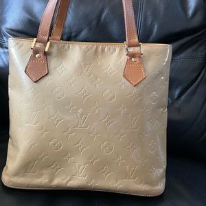 Vernis Louis Vuitton 2002 Authentic